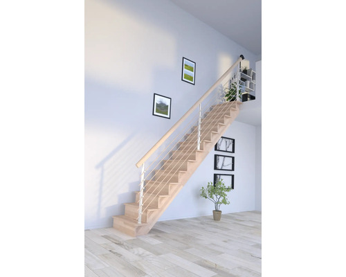 Escalier en bois clair avec rampe en métal dans une pièce au design moderne.