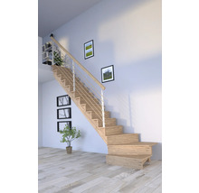 Escalier en bois avec rampe en métal dans une pièce lumineuse