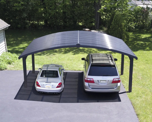 Doppelcarport mit zwei parkenden Autos