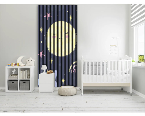 Chambre d''enfant avec panneau mural motif lune et étoiles, lit de bébé et meubles de rangement
