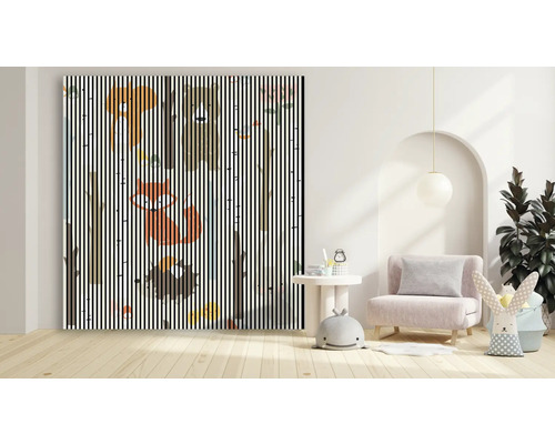 Chambre d''enfant décorative avec une image d''une forêt avec des animaux