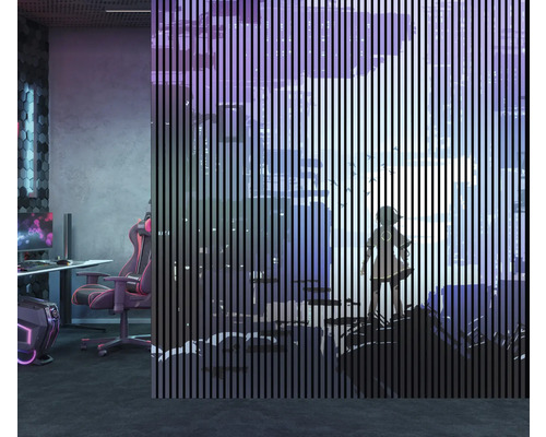 Chambre moderne avec bureau, chaise de jeu et mur à lamelles