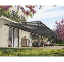 Terrassenüberdachung aus Aluminium mit Sitzgruppe auf Terrasse