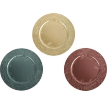 Trois assiettes de présentation rondes avec décor