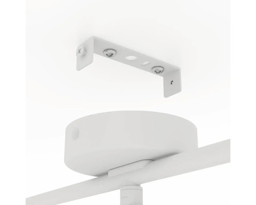 Detailaufnahme einer Deckenleuchte mit Montagehalterung