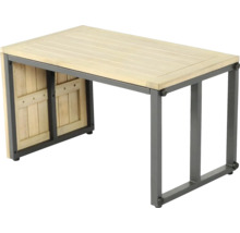 Holztisch mit Metallgestell