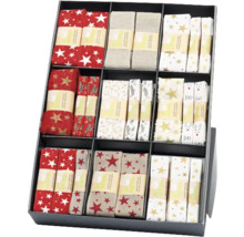 Boîte cadeau avec différents rubans décoratifs à motifs étoilés