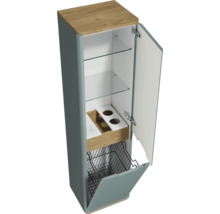 Armoire de salle de bain ouverte avec étagères et panier à linge