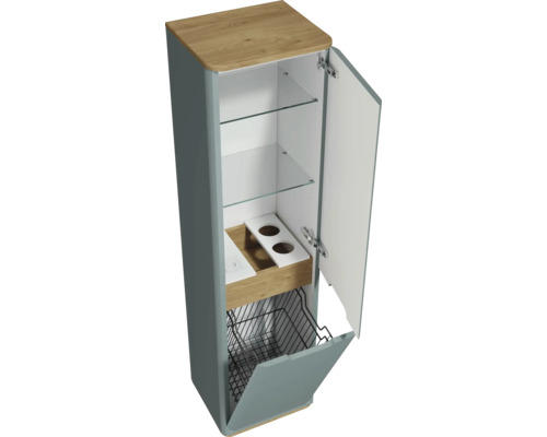 Armoire de salle de bain ouverte avec étagères et panier à linge