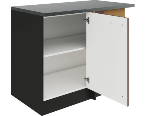 Meuble bas de cuisine avec porte ouverte et deux étagères