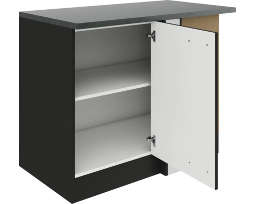 Meuble bas de cuisine avec porte ouverte et deux étagères