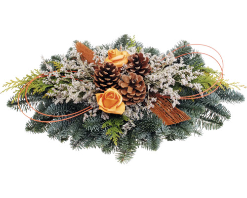 Gesteck mit Tannengrün, Rosen und Tannenzapfen