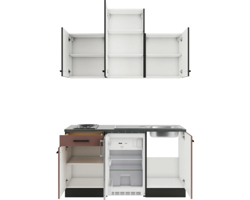 Komplette Miniküche mit Spüle, Kochfeld, Kühlschrank und Hängeschränken.