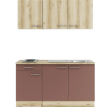 Küchenzeile mit Hängeschränken, Schublade, Kochfeld und Spüle