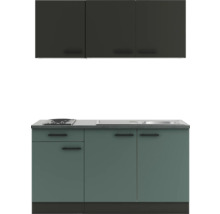 Cuisine équipée avec plaques de cuisson et éléments hauts