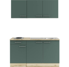 Cuisine équipée avec éléments hauts et bas, cuisinière et évier