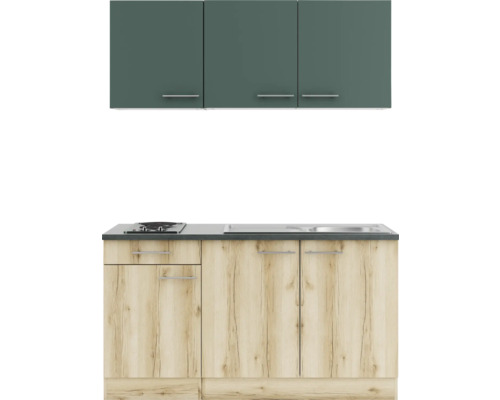 Cuisine équipée avec éléments hauts et plaque de cuisson