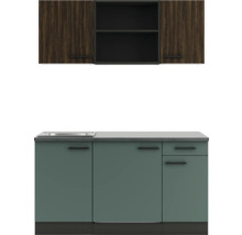 Cuisine équipée avec évier, meubles bas et meubles hauts