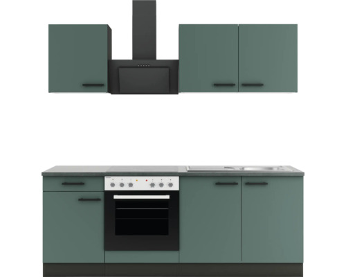 Küchenzeile mit Spüle, Herd, Dunstabzugshaube und Hängeschränken