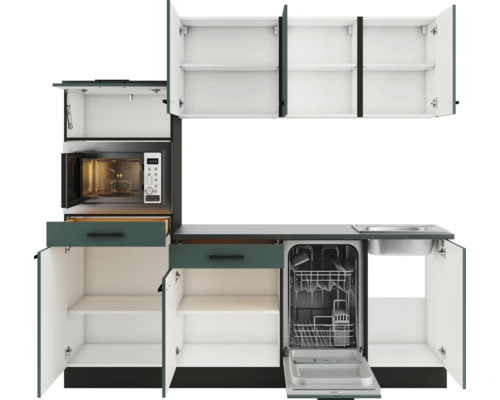 Küchenzeile mit Mikrowelle, Geschirrspüler, Spüle und Schränken