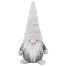 Dekorativer Zwerg mit Bart und Mütze als Weihnachtsdekoration
