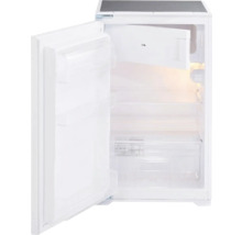 Réfrigérateur blanc ouvert avec éclairage intérieur