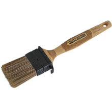 Pinceau plat avec manche en bois et support de poils noir