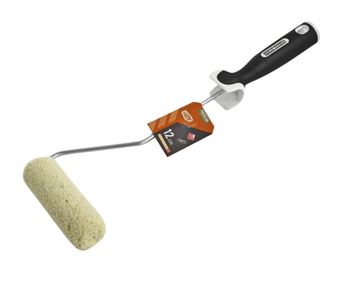 Farbwalze mit einer Breite von 12 cm und schwarzem Griff.