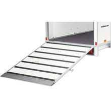 Anhänger mit Rampe für den Transport