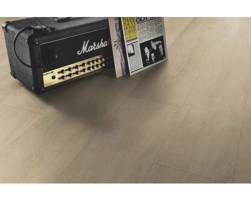 Revêtement de sol avec amplificateur et magazine