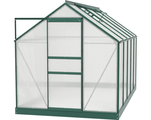 Serre de jardin avec porte ouverte