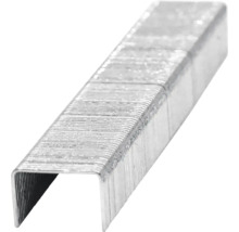 Gros plan sur des agrafes pour une utilisation au bureau ou à la maison