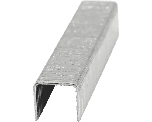 Nahaufnahme einer einzelnen Heftklammer.