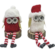 Deux figurines décoratives de hiboux avec des chapeaux et des jambes rayées sur des socles en bois