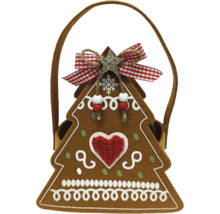 Dekorativer Geschenkkorb in Tannenbaumform mit Herz- und Schleifendetails