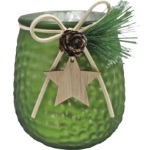 Dekoratives Windlicht mit Tannenzapfen und Holzstern