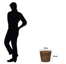 Pot de fleurs avec dimensions et silhouette d'une personne servant de comparaison de taille