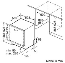 Schéma technique d'un lave-vaisselle avec indications de dimensions en millimètres