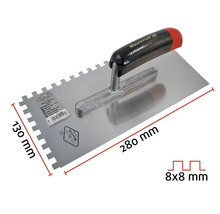 Spatule dentée de dimensions 280 x 130 millimètres et denture de 8 x 8 millimètres