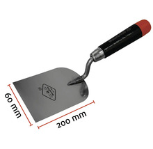 Truelle de maçon avec des dimensions de 200 par 60 millimètres.