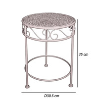 Runder Beistelltisch aus Metall mit verzierten Ornamenten, Durchmesser 30,5 Zentimeter, Höhe 35 Zentimeter.