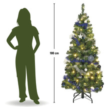 Künstlicher Weihnachtsbaum mit Beleuchtung und Baumschmuck, Höhe 180 Zentimeter, neben der Silhouette einer Person zum Größenvergleich.