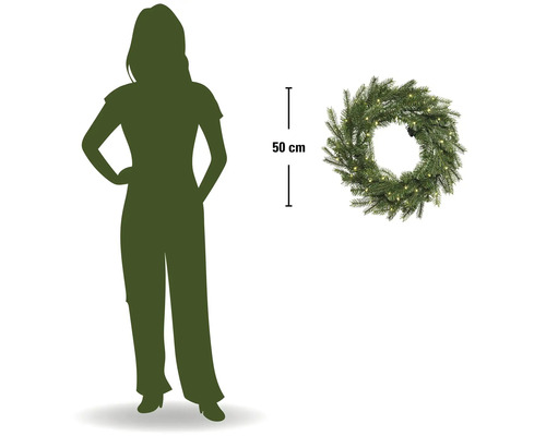 Künstlicher Weihnachtskranz mit LED-Beleuchtung, Durchmesser 50 Zentimeter, Größenvergleich mit einer Person.