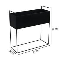 Support de fleurs rectangulaire en métal avec jardinière et dimensions 57 par 20 par 59 centimètres